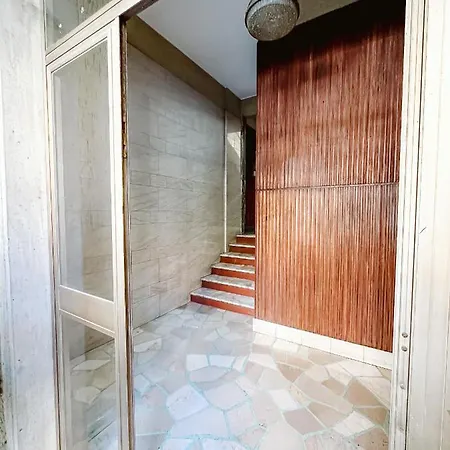Cozy And Design - Metro Malatesta 公寓